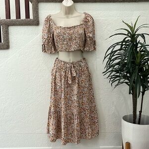 MIMI CHICA Women’s Floral Smocked Cropped Top and Skirt Set Size M EUC